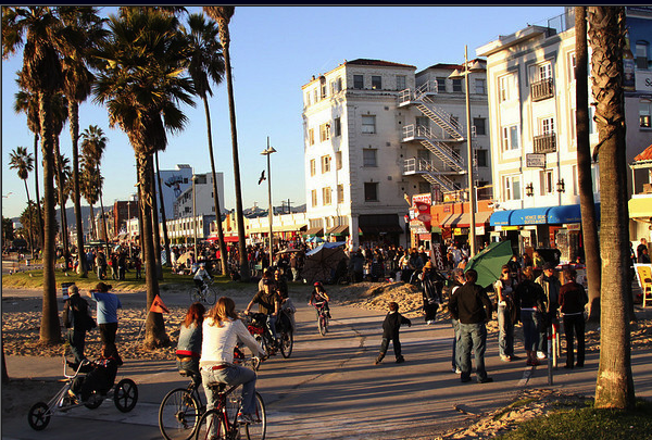 Venice Beach Suites And Hotel Holiday Special 99 00 Per Night For Exciting Packages Venice Beach Bike Package