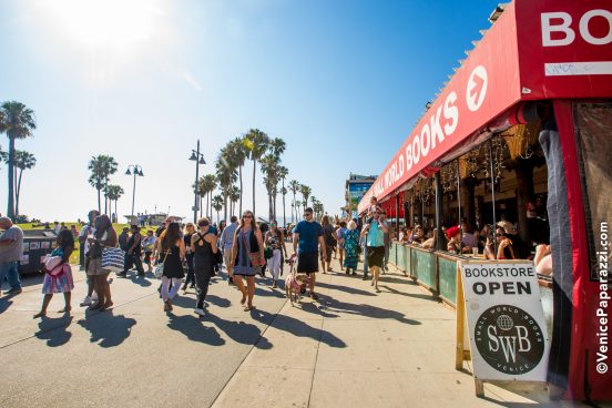 2017 Venice Beach Neptune Festival. Photo sponsored by The Sidewalk Cafe. Photo by VenicePaparazzi.com. #VeniceBeachFun