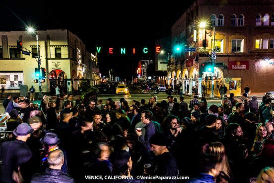2017 Venice Sign Holiday Lighting. Photo by VenicePaparazzi.com