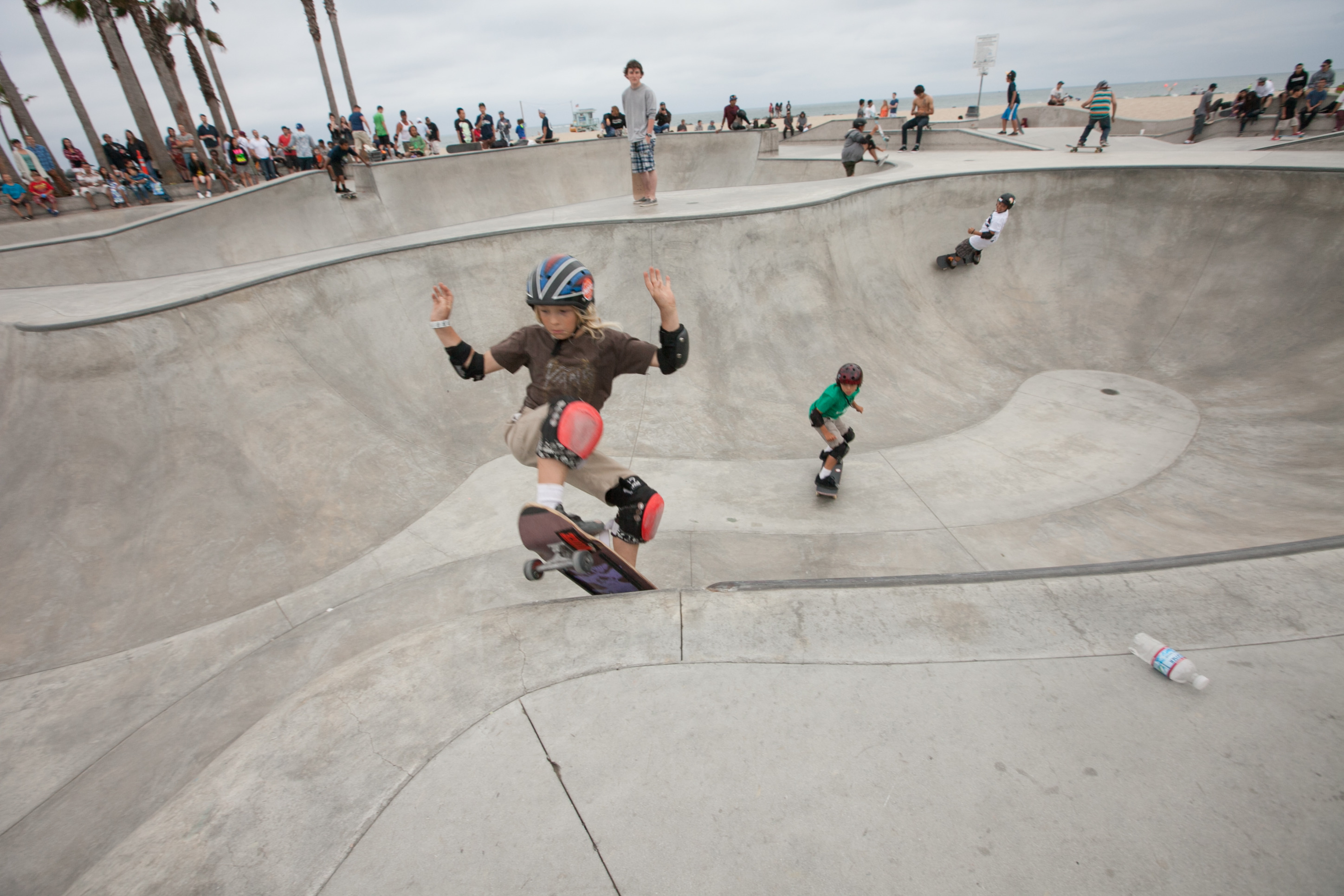 Skate Or Watch The Action At The Venice Skate Park Venice Paparazzi 